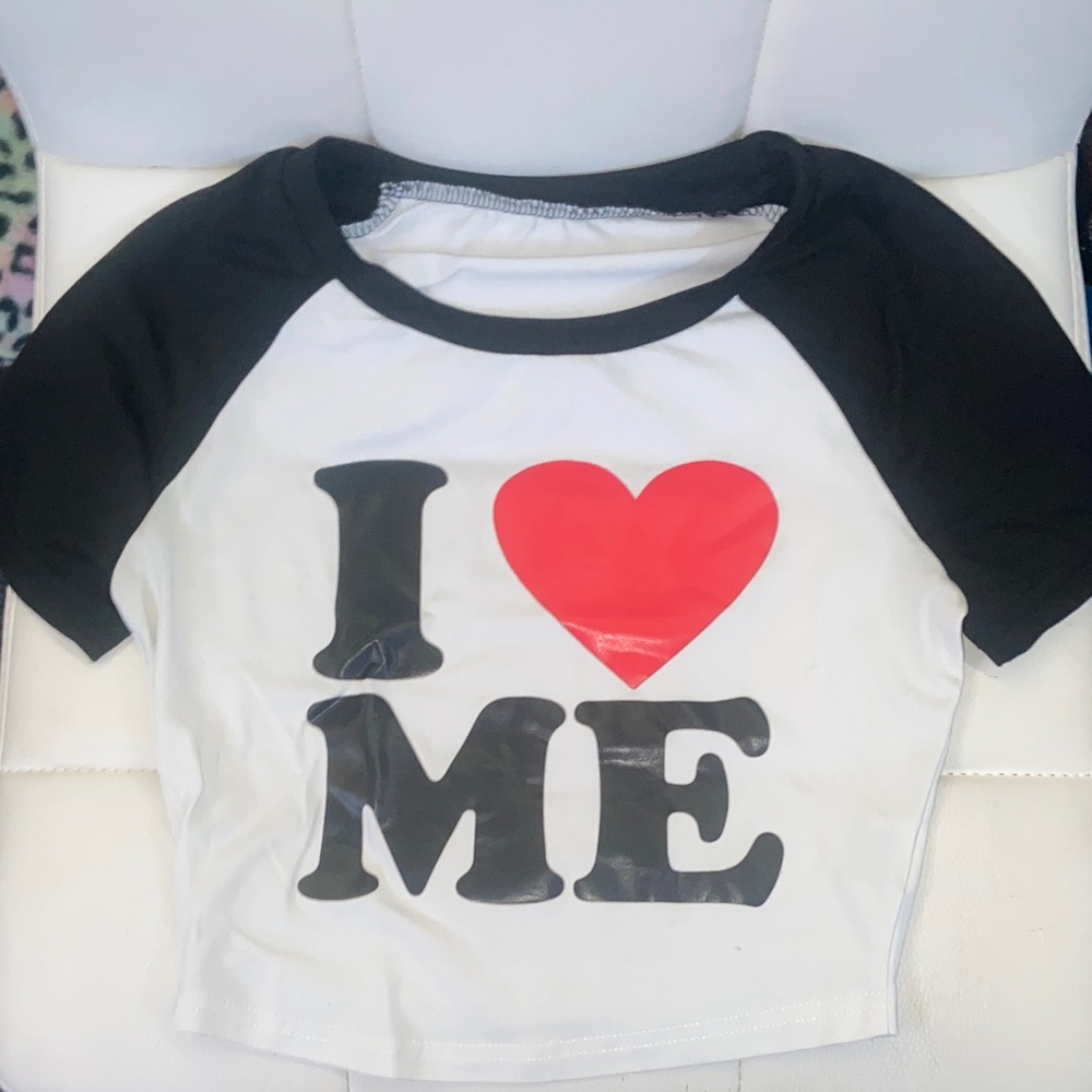 SHEIN “I Heart Me” Black and White Crop Top
